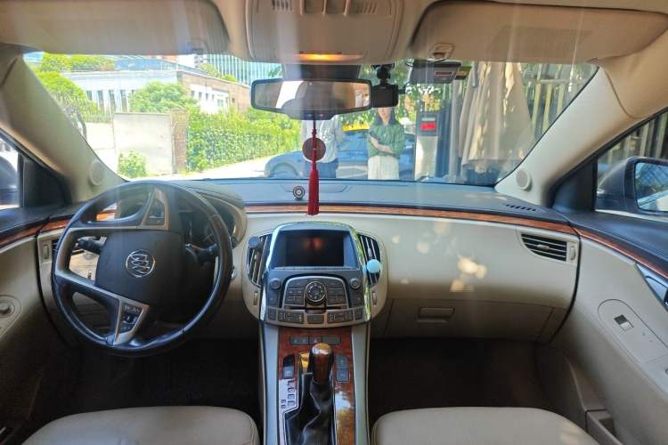 Used Buick LaCrosse 2012 2.4L SIDI Haoya Edition Headliner