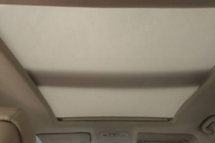 Used Buick LaCrosse 2012 2.4L SIDI Elegant Edition Headliner