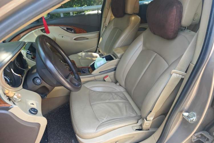 Used Buick LaCrosse 2012 2.4L SIDI Haoya Edition Left Front Seat