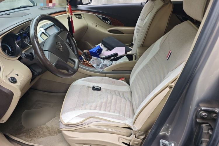 Used Buick LaCrosse 2012 2.4L SIDI Elegant Edition Left Front Seat