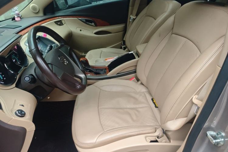 Used Buick LaCrosse 2012 2.4L SIDI Elegant Edition Left Front Seat