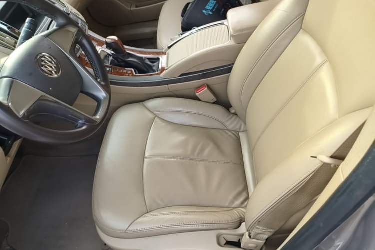 Used Buick LaCrosse 2012 2.4L SIDI Elegant Edition Left Front Seat