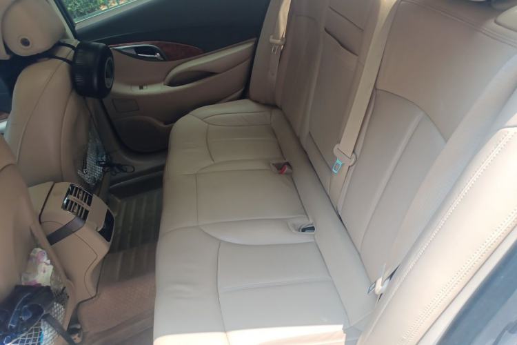 Used Buick LaCrosse 2012 2.4L SIDI Elegant Edition Left Rear Seat