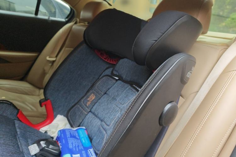 Used Buick LaCrosse 2012 2.4L SIDI Luxury Edition Left Rear Seat