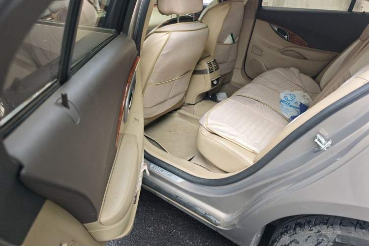Used Buick LaCrosse 2012 2.4L SIDI Elegant Edition Left Rear Seat