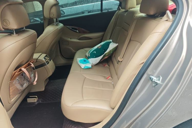 Used Buick LaCrosse 2012 2.4L SIDI Elegant Edition Left Rear Seat