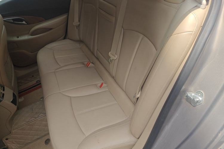 Used Buick LaCrosse 2012 2.4L SIDI Elegant Edition Left Rear Seat