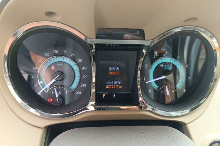 Used Buick LaCrosse 2012 2.4L SIDI Haoya Edition Odometer Close Up