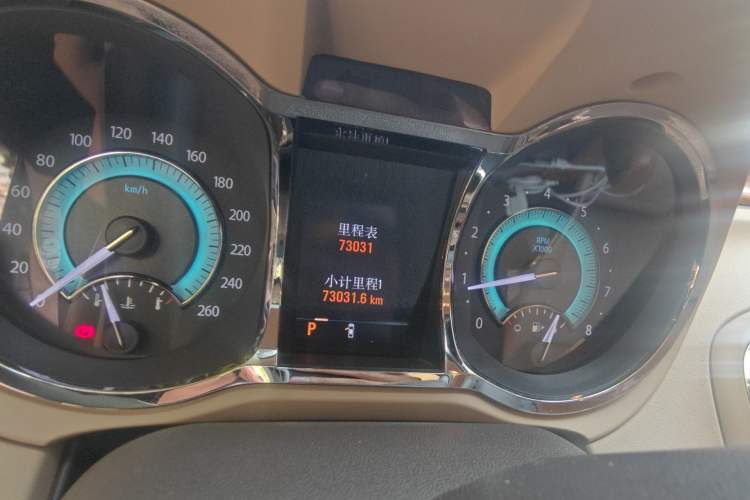 Used Buick LaCrosse 2012 2.4L SIDI Haoya Edition Odometer Close Up