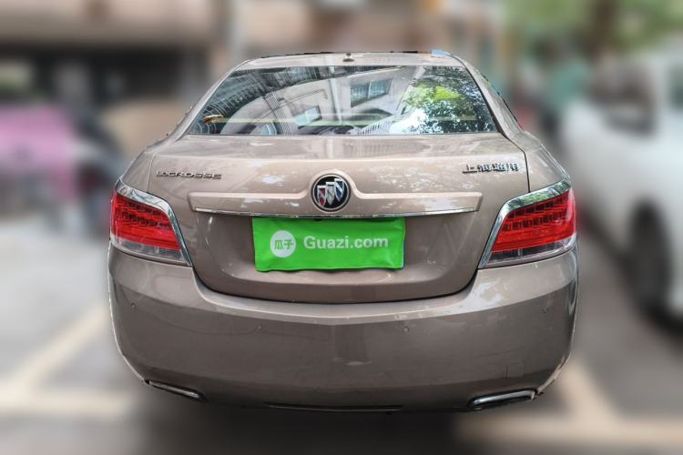 Used Buick LaCrosse 2012 2.4L SIDI Luxury Edition Rear