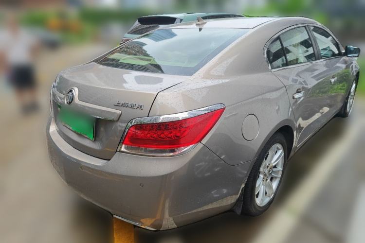 Used Buick LaCrosse 2012 2.4L SIDI Luxury Edition Rear Right 45 Deg
