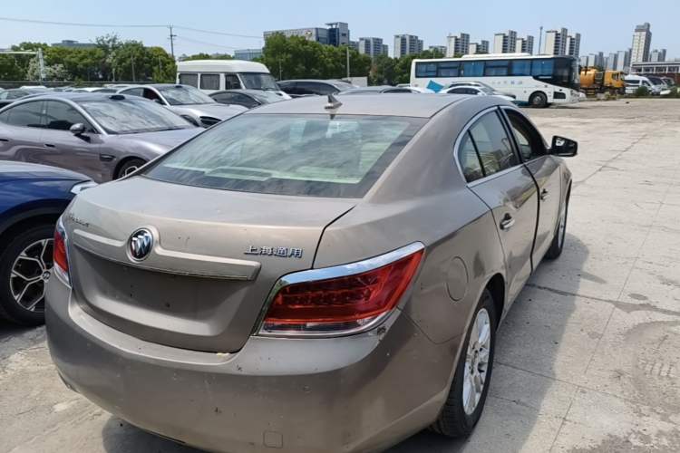 Used Buick LaCrosse 2012 2.4L SIDI Elegant Edition Rear Right 45 Deg