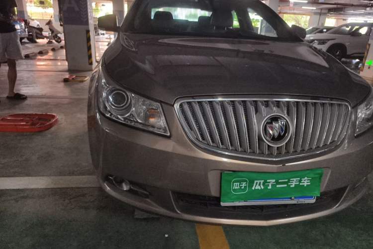 Used Buick LaCrosse 2012 2.4L SIDI Haoya Edition Right Front Headlight