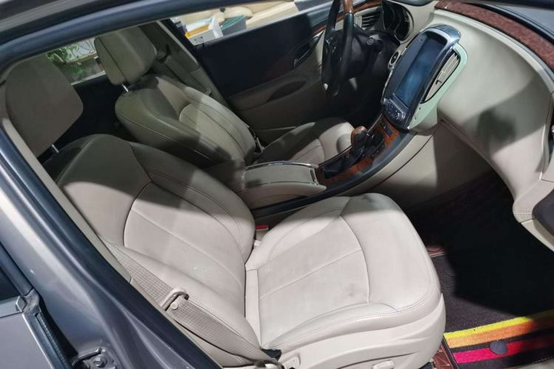 Used Buick LaCrosse 2012 2.4L SIDI Luxury Edition Right Front Seat