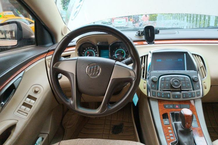 Used Buick LaCrosse 2012 2.4L SIDI Elegant Edition Steering Wheel