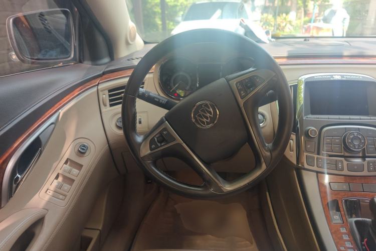 Used Buick LaCrosse 2012 2.4L SIDI Haoya Edition Steering Wheel