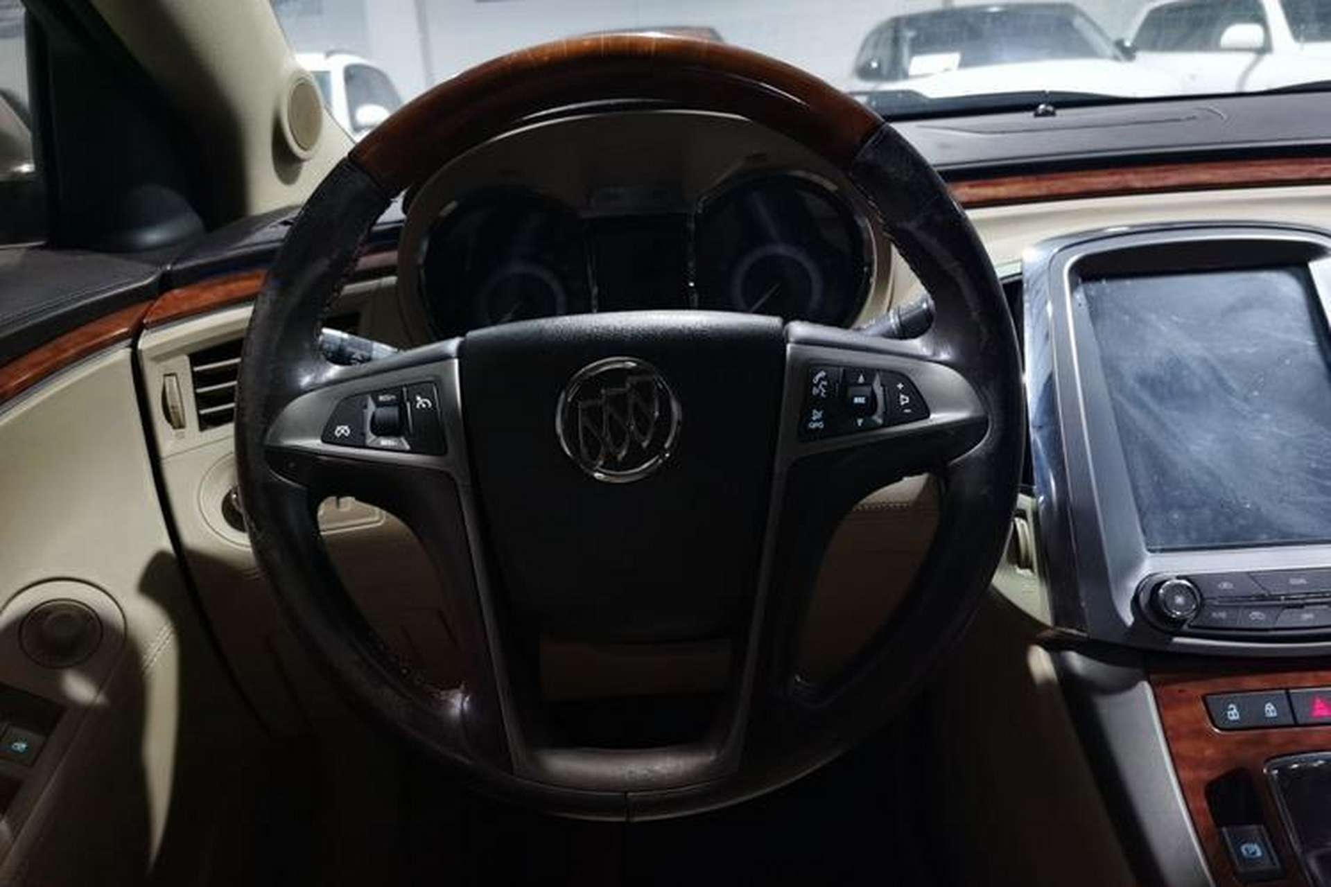 Used Buick LaCrosse 2012 2.4L SIDI Luxury Edition Steering Wheel