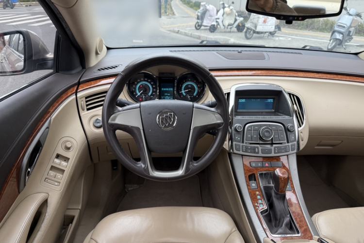 Used Buick LaCrosse 2012 2.4L SIDI Elegant Edition Steering Wheel