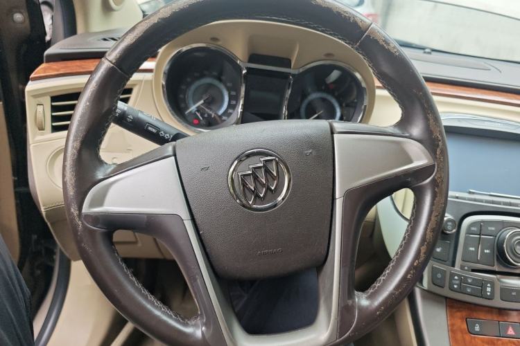 Used Buick LaCrosse 2012 2.4L SIDI Elegant Edition Steering Wheel