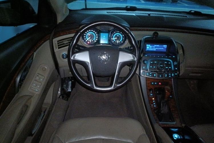 Used Buick LaCrosse 2012 2.4L SIDI Elegant Edition Steering Wheel