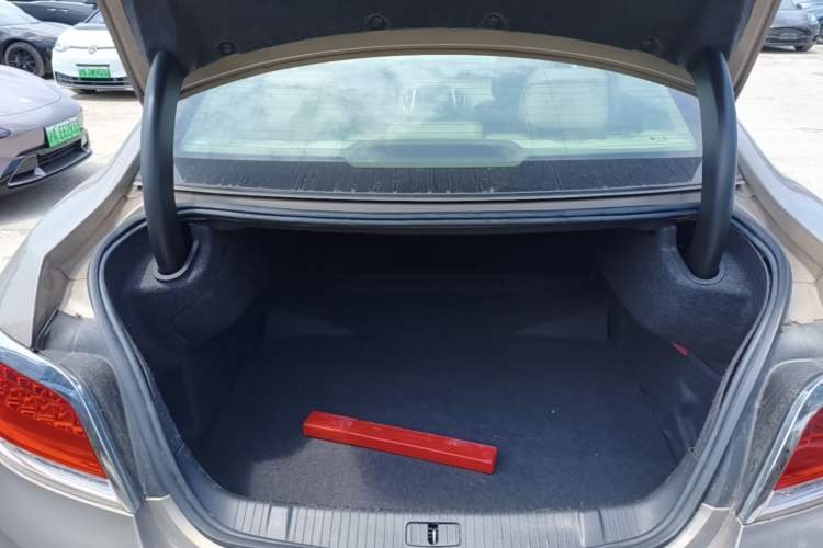Used Buick LaCrosse 2012 2.4L SIDI Elegant Edition Trunk
