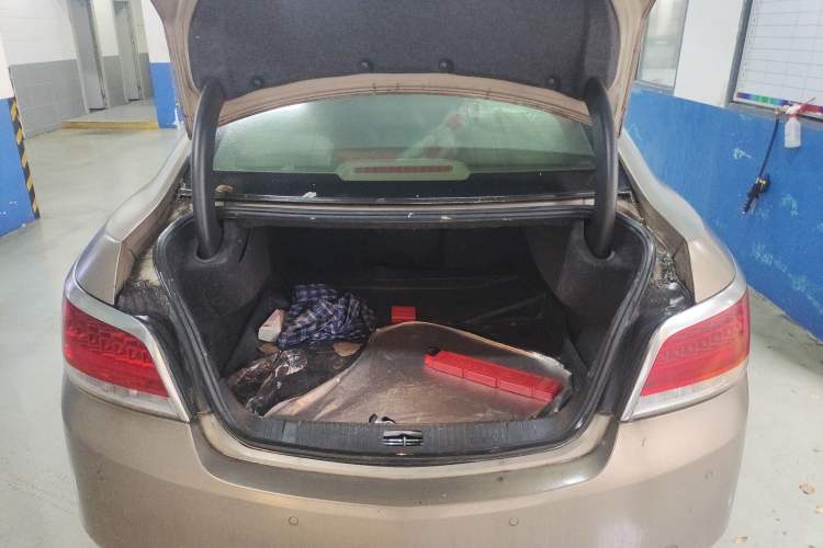 Used Buick LaCrosse 2012 2.4L SIDI Haoya Edition Trunk
