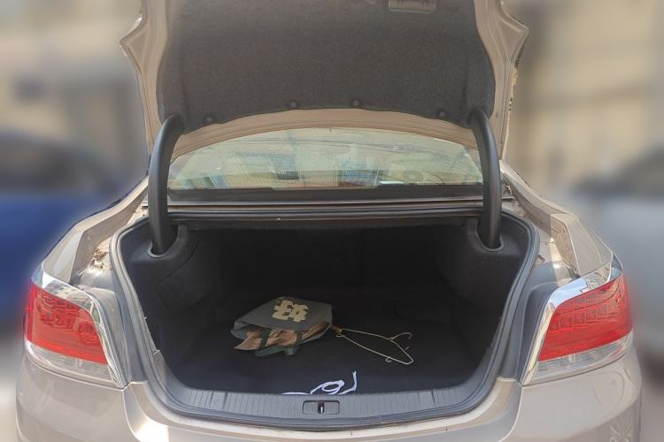 Used Buick LaCrosse 2012 2.4L SIDI Elegant Edition Trunk