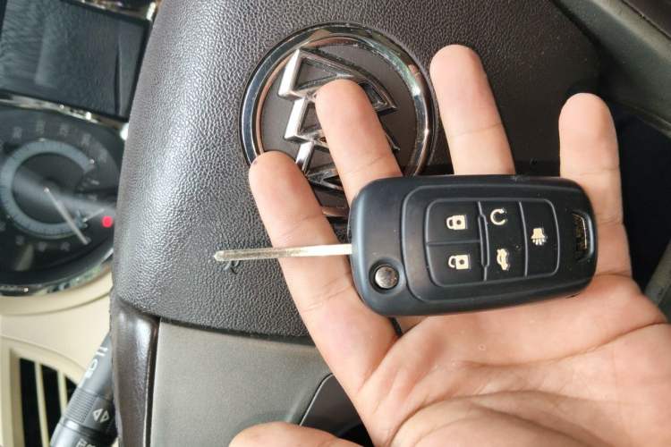 Used Buick LaCrosse 2012 2.4L SIDI Elegant Edition Vehicle Key