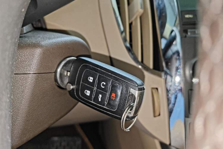 Used Buick LaCrosse 2012 2.4L SIDI Elegant Edition Vehicle Key