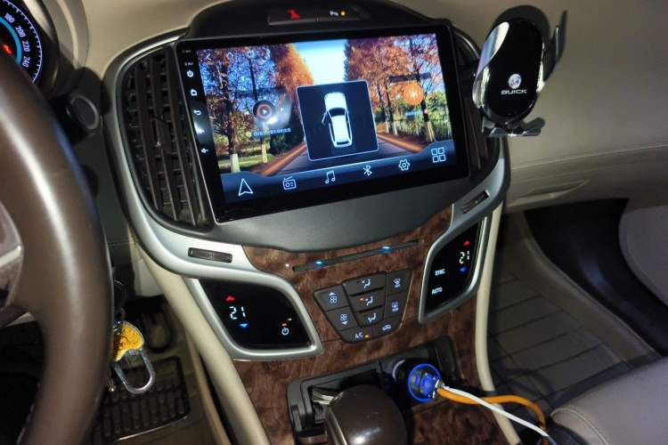 Used Buick LaCrosse 2013 2.4L SIDI Leading Comfort Version Audio And AC Panel