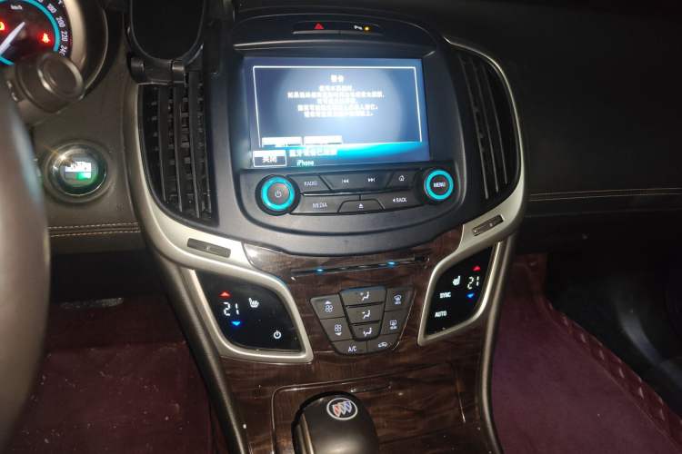 Used Buick LaCrosse 2013 2.4L SIDI Elite Comfort Version Audio And AC Panel