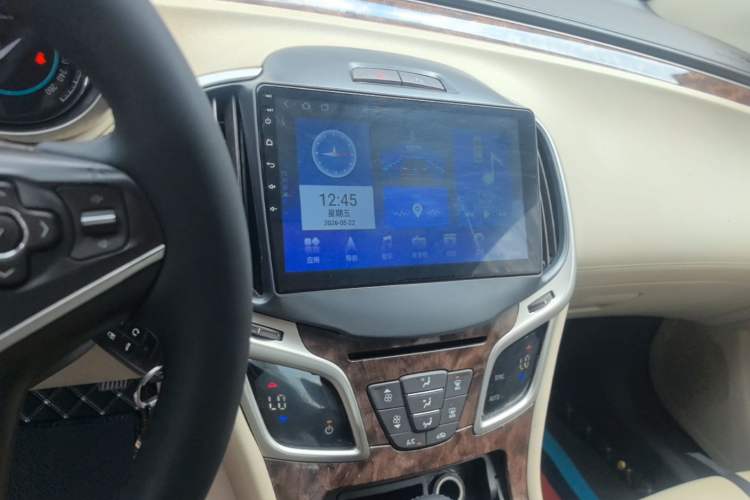 Used Buick LaCrosse 2013 2.4L SIDI Leading Comfort Version Audio And AC Panel