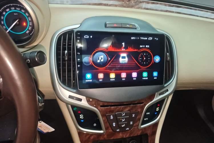 Used Buick LaCrosse 2013 2.4L SIDI Leading Comfort Version Audio And AC Panel