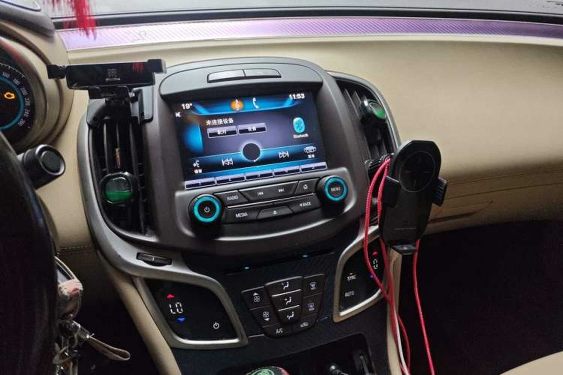 Used Buick LaCrosse 2013 2.4L SIDI Leading Comfort Version Audio And AC Panel