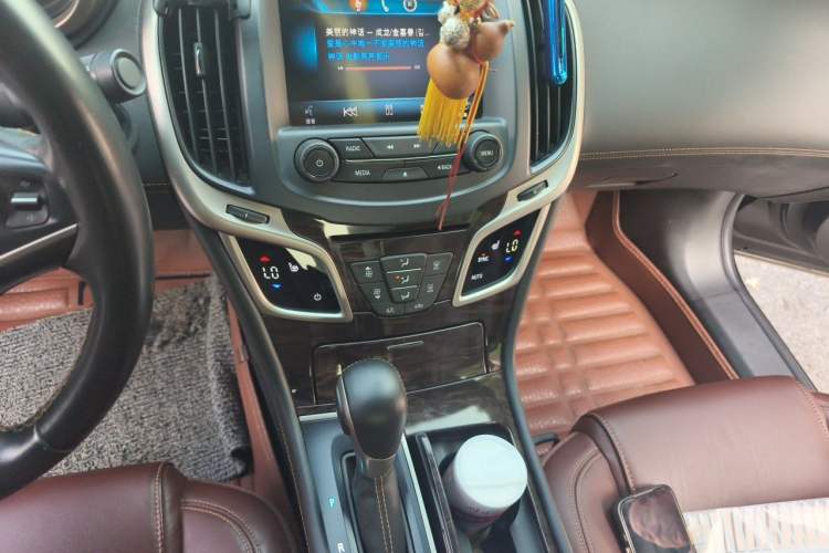Used Buick LaCrosse 2013 2.4L SIDI Elite Comfort Version Audio And AC Panel
