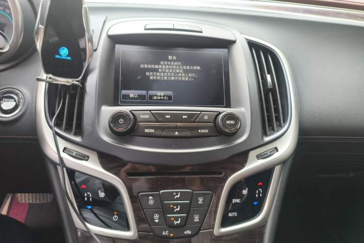 Used Buick LaCrosse 2013 2.4L SIDI Elite Comfort Version Audio And AC Panel