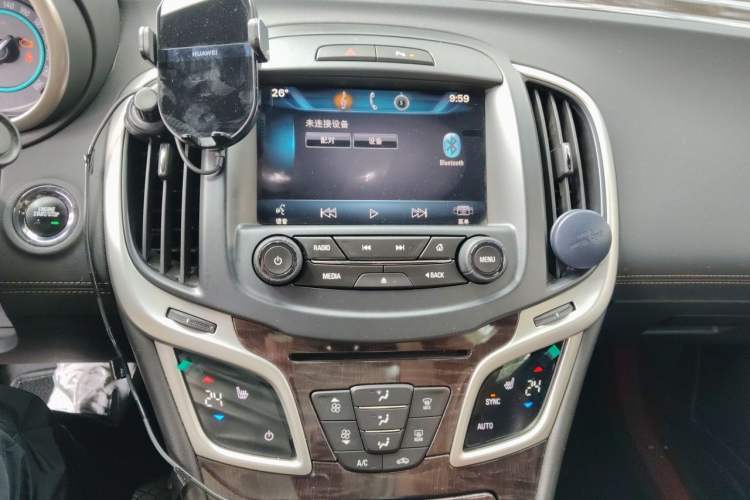 Used Buick LaCrosse 2013 2.4L SIDI Elite Comfort Version Audio And AC Panel