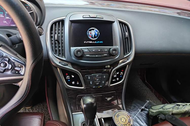 Used Buick LaCrosse 2013 3.0L SIDI V6 Smart Luxury Flagship Model Audio And AC Panel