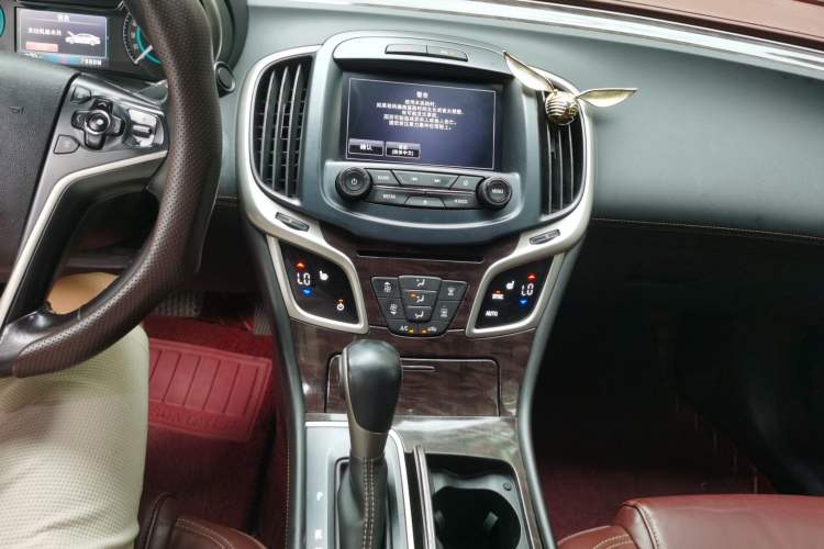 Used Buick LaCrosse 2013 2.4L SIDI Elite Comfort Version Audio And AC Panel