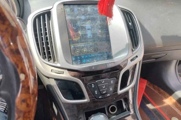 Used Buick LaCrosse 2013 2.4L SIDI Elite Comfort Version Audio And AC Panel
