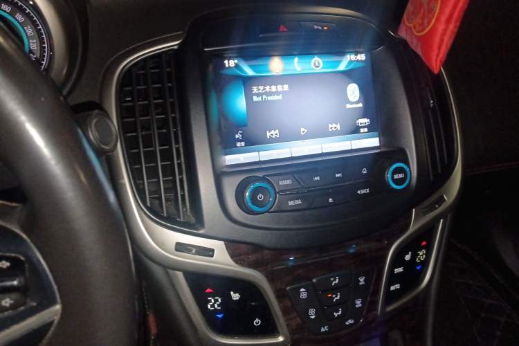Used Buick LaCrosse 2013 2.4L SIDI Elite Comfort Version Audio And AC Panel