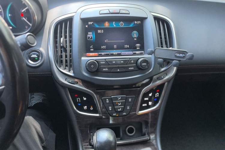 Used Buick LaCrosse 2013 2.0T SIDI Smart Luxury Flagship Edition Audio And AC Panel