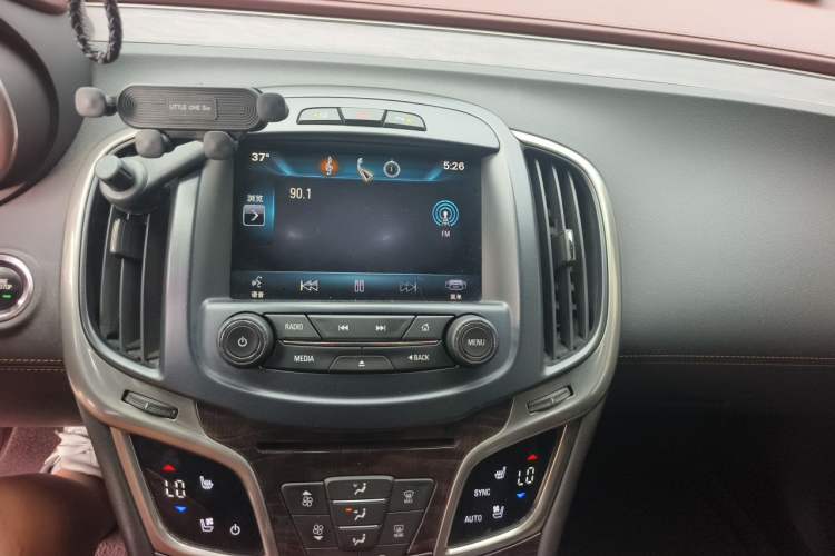 Used Buick LaCrosse 2013 3.0L SIDI V6 Smart Luxury Flagship Model Audio And AC Panel