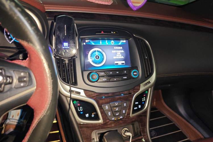 Used Buick LaCrosse 2013 2.4L SIDI Elite Comfort Version Audio And AC Panel