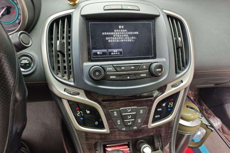 Used Buick LaCrosse 2013 2.0T SIDI Elite Tech Version Audio And AC Panel