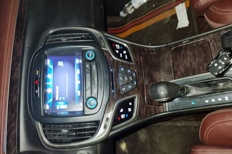 Used Buick LaCrosse 2013 3.0L SIDI V6 Smart Luxury Flagship Model Audio And AC Panel