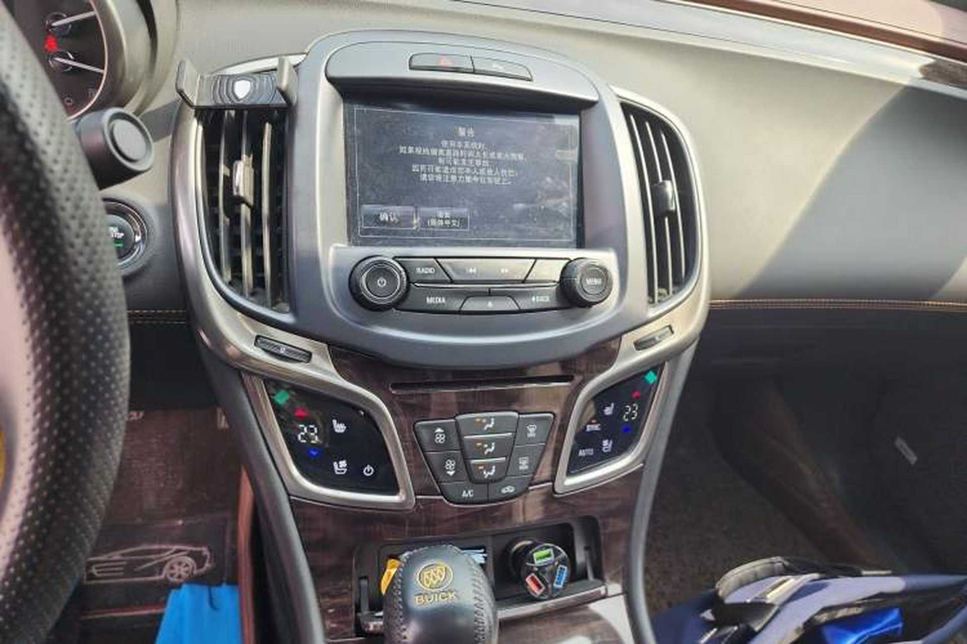 Used Buick LaCrosse 2013 2.4L SIDI Luxury Comfort Edition Audio And AC Panel