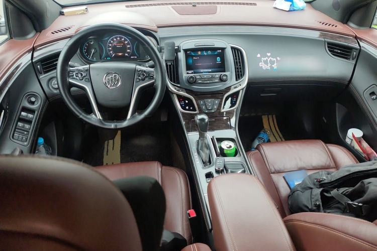 Used Buick LaCrosse 2013 2.4L SIDI Luxury Comfort Edition Center Console