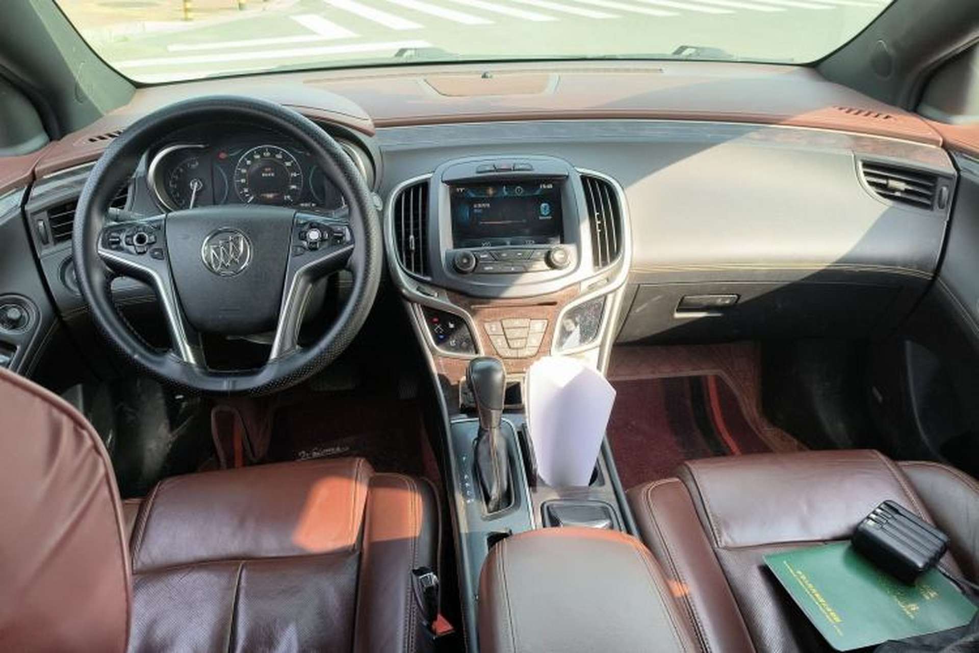 Used Buick LaCrosse 2013 2.0T SIDI Smart Luxury Flagship Edition Center Console
