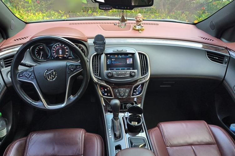 Used Buick LaCrosse 2013 2.0T SIDI Smart Luxury Flagship Edition Center Console